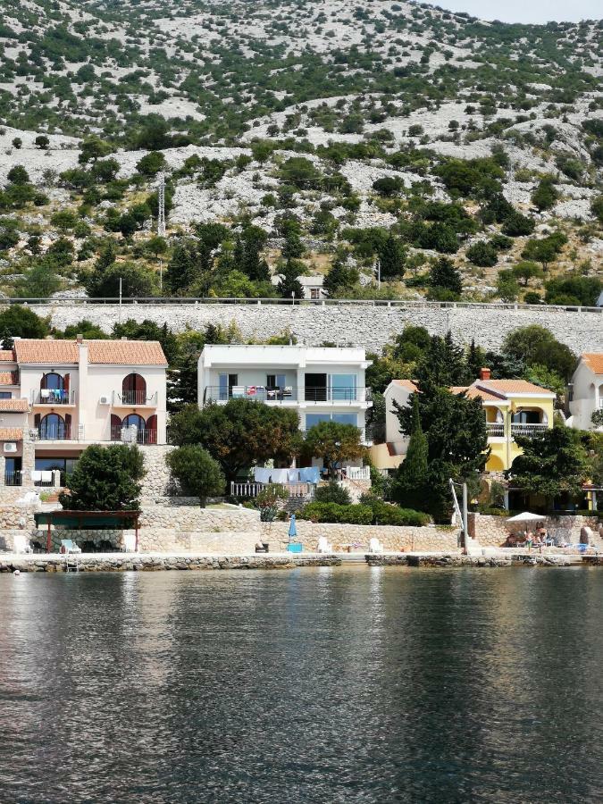 Holiday House Maretta - Apartment No 1 Lukovo Sugarje Exterior photo